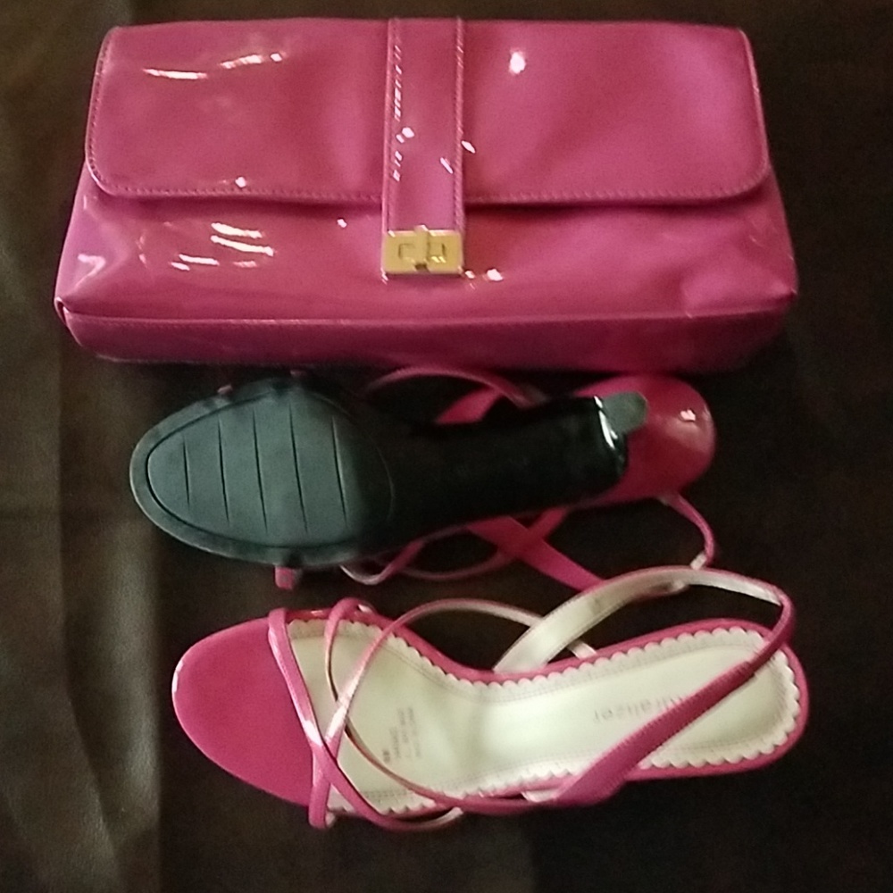 Naturalizer patent leather candy pink sandles